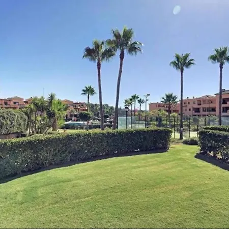 Appartement Luxueux, Piscine, Padel Et Golf De Dona Julia Bahia de Casares