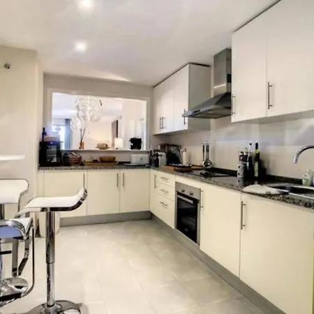 Luxueux, Piscine, Padel Et Golf De Dona Julia Appartement Bahia de Casares