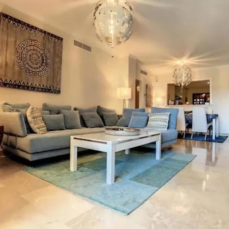 Luxueux, Piscine, Padel Et Golf De Dona Julia Appartement *